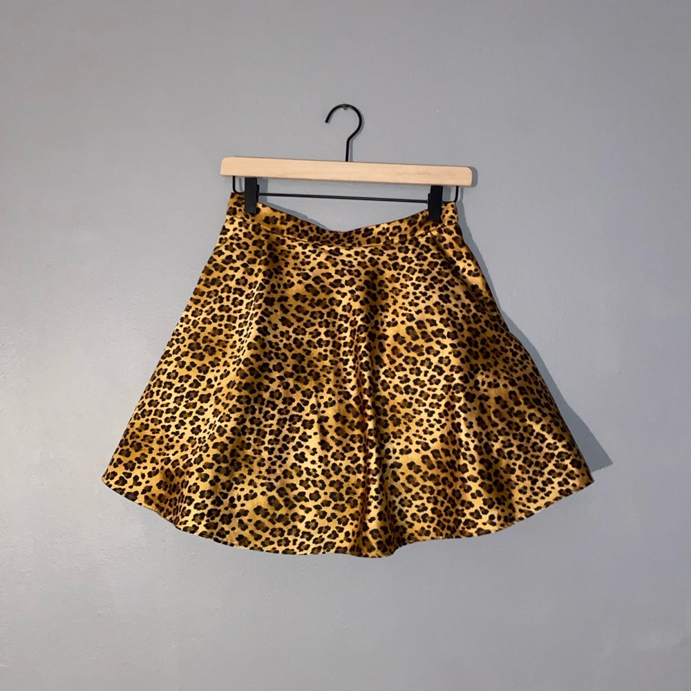 MI AMI Francesca's Leopard Animal Print Flare Mini Skirt Small